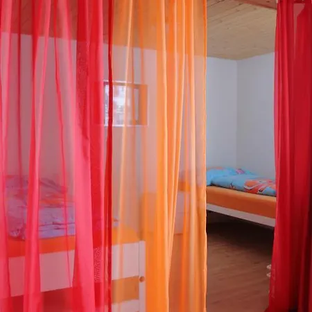 Apartment Husli Mezzaprada Arosa